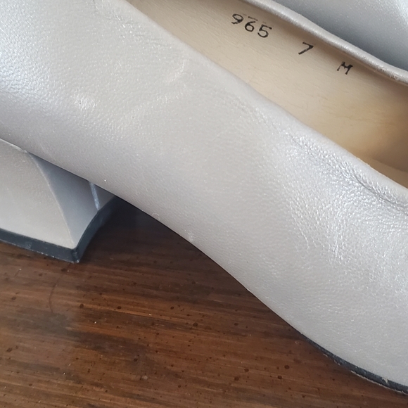 ENZO ANGIOLINI Leather Stack Heel Dress Shoes - Picture 7 of 12